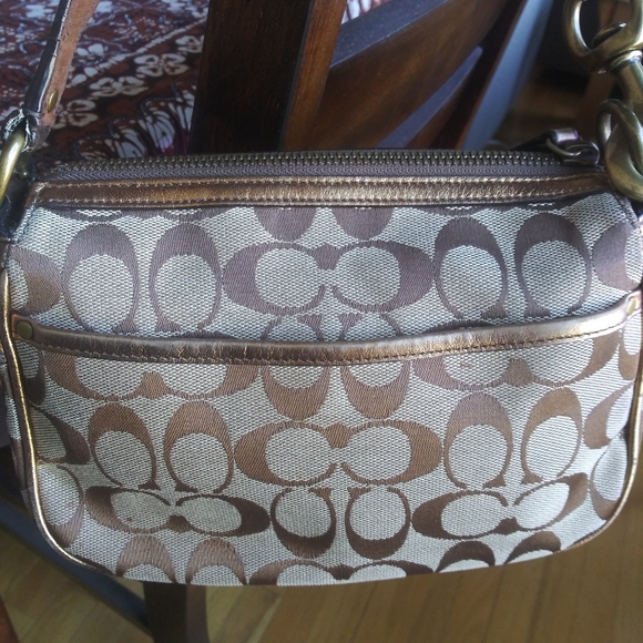 🛍️ Coach limited edition signature print shoulder bag - Picture 5 of 15
